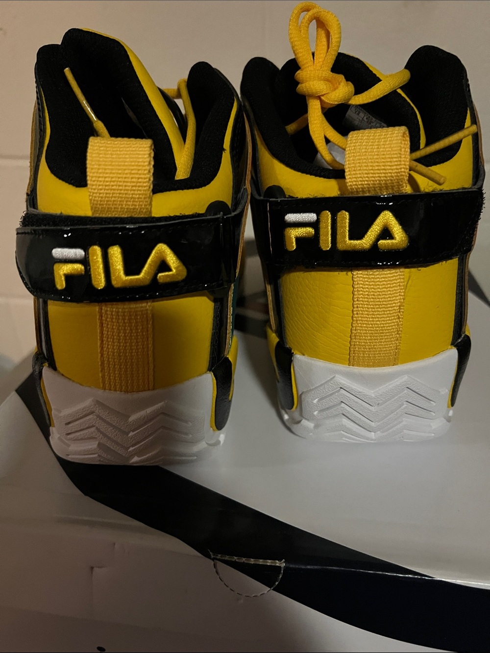 Fila men’s sz 14 Yellow & multicolor High-Top Sneakers - Picture 4 of 7